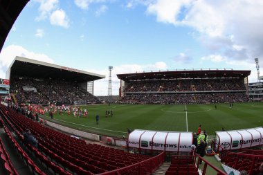 Oakwell, 24 Şubat 202 'de Oakwell, Barnsley, İngiltere' de oynanan Sky Bet Ligi 1 karşılaşmasında başlama vuruşuna hazırlanıyor.