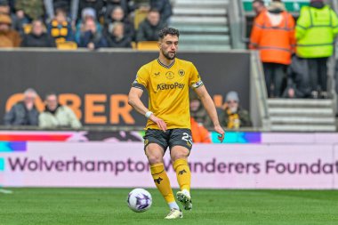 Wolverhampton Wanderers takımından Max Kilman Premier League maçında pas veriyor Wolverhampton Wanderers - Sheffield United - Molineux, Wolverhampton, Birleşik Krallık, 25 Şubat 202