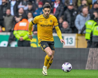 Wolverhampton Wanderers takımından Pedro Neto, Premier League maçında Molineux, Wolverhampton, Birleşik Krallık 'ta Wolverhampton Wanderers - Sheffield United maçında topa vuruyor.