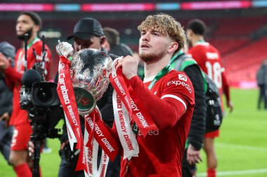 Liverpool 'dan Harvey Elliott Carabao Kupası finalinde Wembley Stadyumu' nda Chelsea ile Liverpool maçında, 25 Şubat 202 'de