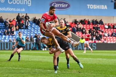 Salford Red Devils takımından Nene Macdonald, 25 Şubat 202 'de İngiltere' nin Salford Community Stadyumu 'nda oynanan Betfred Süper Lig karşılaşmasında attığı golle Salford Red Devils - Castleford Tigers maçında gol attı.