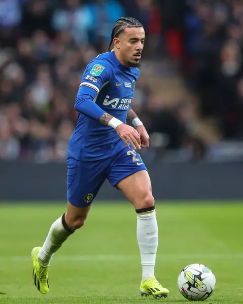 Malo Gusto Chelsea Breaks Ball Carabao Cup Final Match Chelsea — Stock Photo, Image