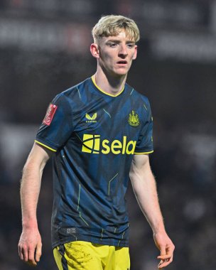 Newcastle United takımından Anthony Gordon, Birleşik Krallık 'ın Blackburn Park kentinde oynanan 5. Raund karşılaşmasında Blackburn Rovers' a karşı Newcastle United maçında, 27 Şubat 202