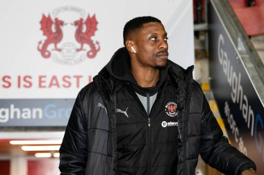 Blackpool 'dan Marvin Ekpiteta, 27 Şubat 202' de Londra 'daki Matchroom Stadyumu' nda oynanan Gökyüzü İddia Ligi 1 karşılaşması öncesinde stadyuma geldi.