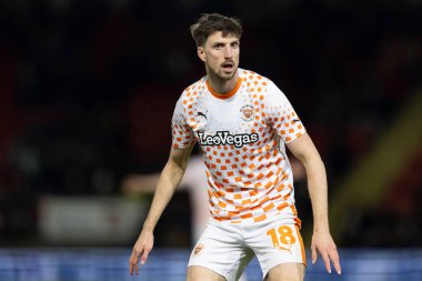 Blackpool 'dan Jake Beesley 27 Şubat 202' de Londra Matchroom Stadyumu 'nda oynanan Gökyüzü İddia Ligi 1 karşılaşmasında izliyor.