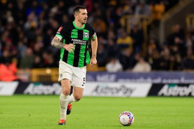 Brighton & Hove Albion takımından Lewis Dunk, 28 Şubat 202 tarihinde İngiltere 'nin başkenti Wolverhampton' da oynanan 5.