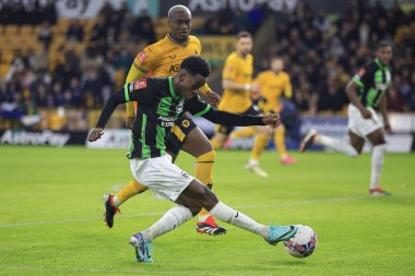 Brighton & Hove Albion 'dan Simon Adingra, 28 Şubat 202 tarihinde Birleşik Krallık' ın başkenti Wolverhampton 'da oynanan 5.