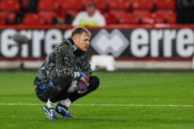 Arsenal 'den Aaron Ramsdale Premier Lig maçı öncesinde Bramall Lane, Sheffield, İngiltere' de Sheffield United 'a karşı 4 Mart 202