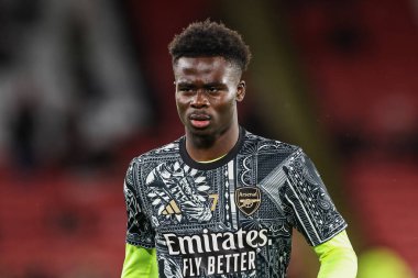 Arsenal 'den Bukayo Saka Premier Lig maçı öncesinde Bramall Lane, Sheffield, İngiltere' de Sheffield United 'a karşı 4 Mart 202' de oynanan maç öncesi ısınma maçında