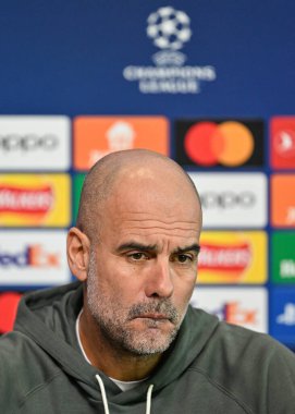 Manchester City Şampiyonlar Ligi Basın Konferansı sırasında 5 Mart 2024 'te Etihad Kampüsü' nde Manchester City 'nin Pep Guardiola teknik direktörü