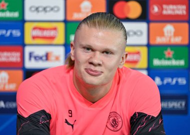 Manchester City 'den Erling Haaland, Manchester Şampiyonlar Ligi Basın Konferansı sırasında Etihad Kampüsü, Manchester, İngiltere, 5 Mart 2024