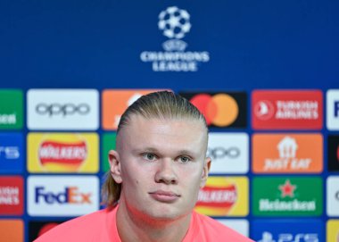 Manchester City 'den Erling Haaland, Manchester Şampiyonlar Ligi Basın Konferansı sırasında Etihad Kampüsü, Manchester, İngiltere, 5 Mart 2024