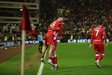 Barnsley 'den John Mcatee, 5 Mart 202' de Oakwell, Barnsley, Birleşik Krallık 'ta oynanan Sky Bet Lig 1 karşılaşmasında 1-0 kazanma hedefini kutluyor.