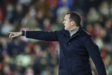 Neill Collins, 5 Mart 202 'de Oakwell, Barnsley' de oynanan Sky Bet 1 karşılaşmasında teknik alanda teknik direktör Barnsley ve Bolton Wanderers karşı karşıya geldi.