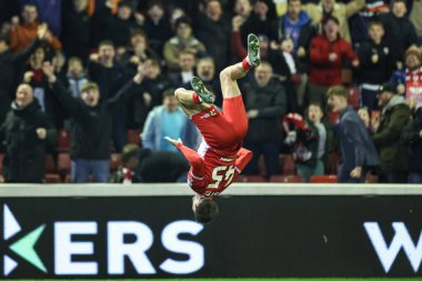 Barnsley 'den John Mcatee, 5 Mart 202' de Oakwell, Barnsley, Birleşik Krallık 'ta oynanan Sky Bet Lig 1 karşılaşmasında 1-0 kazanma hedefini kutluyor.