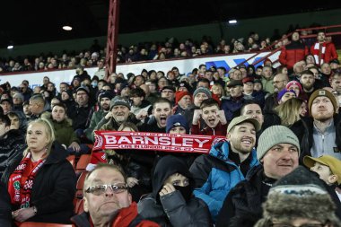 Barnsley taraftarları Sky Bet Ligi 1 maçında Barnsley ile Bolton Wanderers arasında Oakwell, Barnsley, İngiltere 'de 5 Mart 202