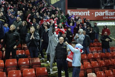 Barnsley taraftarları 5 Mart 202 'de Oakwell, Barnsley, İngiltere' de oynanan 1.