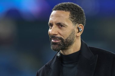 Rio Ferdinand, UEFA Şampiyonlar Ligi maçında Manchester City ile F.C. Kopenhag Etihad Stadyumu, Manchester, İngiltere, 6 Mart 202