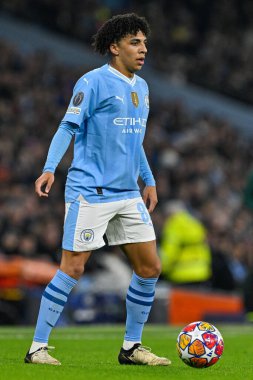 Manchester City ile F.C. arasındaki UEFA Şampiyonlar Ligi karşılaşmasında Manchester City 'den Rico Lewis iş başında. Kopenhag Etihad Stadyumu, Manchester, İngiltere, 6 Mart 202