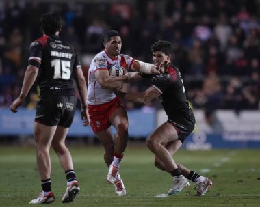 St. Helens 'li Sione Matautia, Betfred Süper Lig 4. Raundda Salford Red Devils' e karşı oynanan karşılaşmada Salford Red Devils 'i 8 Mart 2024' te St.Helens Stadyumu 'nda Sam Stone' dan aldı.