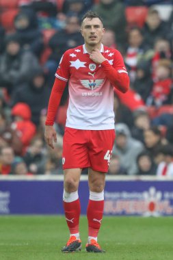 Barnsley takımından Josh Earl 9 Mart 202 'de Oakwell, Barnsley, İngiltere' de Lincoln City 'e karşı oynanan Sky Bet 1 karşılaşmasında