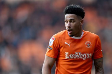 Blackpool takımından Jordan Lawrence-Gabriel 9 Mart 202 'de Bloomfield Road, Blackpool' da Blackpool-Portsmouth maçında