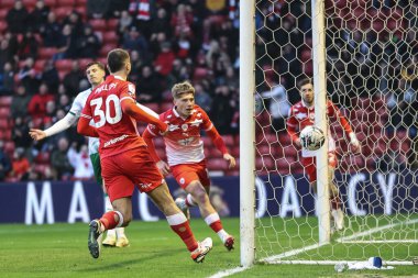 Barnsley 'den Adam Phillips 9 Mart 202' de Oakwell, Barnsley 'de oynanan Sky Bet 1 karşılaşmasında 1-4 öne geçti.