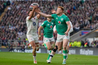 George Furbank of England competes for a bouncing ball with Ciaran Frawley of Ireland, George Furbank was adjudged to have knocked on during the 2024 Guinness 6 Nations match England vs Ireland at Twickenham Stadium, Twickenham, United Kingdom, 9th M clipart