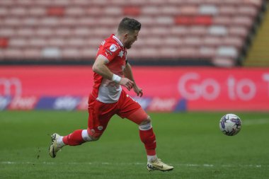 Barnsley 'den Nicky Cadden, 9 Mart 202' de Oakwell, Barnsley, İngiltere 'de oynanan 1.