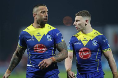 Paul Vaughan of Warrington Wolves speaks to George Williams of Warrington Wolves during the Betfred Super League Round 4 match Hull KR vs Warrington Wolves at Sewell Group Craven Park, Kingston upon Hull, United Kingdom, 7th March 202 clipart