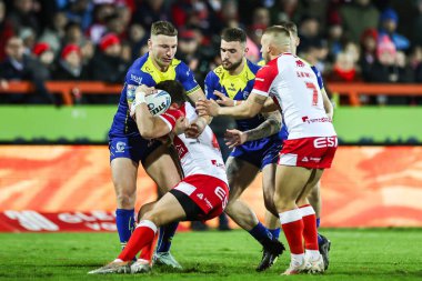 Hull KR 'dan Oliver Gildart, Betfred Süper Lig 4. Raundda Warrington Wolves' a karşı Sewell Group Craven Park 'ta oynanan maçta Warrington Wolves maçında Warrington Wolves' a karşı George Williams tarafından yenildi.