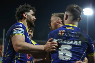Warrington Wolves takımından Matt Dufty, 7 Mart 202 'de İngiltere' nin Hull kenti Kingston 'da oynanan Sewell Group Craven Park' ta oynanan 4.