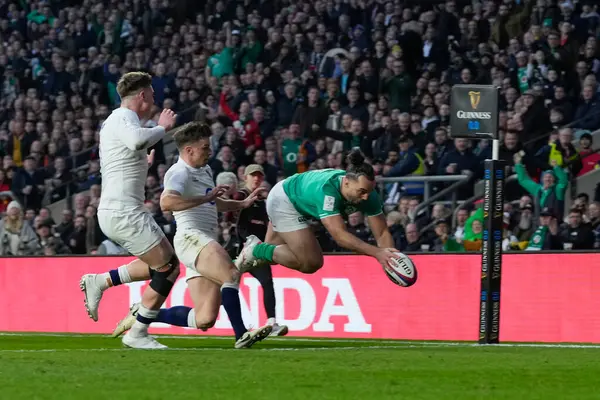 James Lowe Ireland Dives Score Try 2024 Guinness Nations Match — Stock Photo, Image
