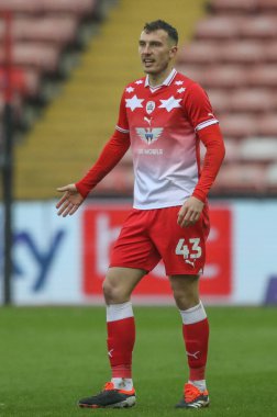 Barnsley takımından Josh Earl 9 Mart 202 'de Oakwell, Barnsley, İngiltere' de Lincoln City 'e karşı oynanan Sky Bet 1 karşılaşmasında