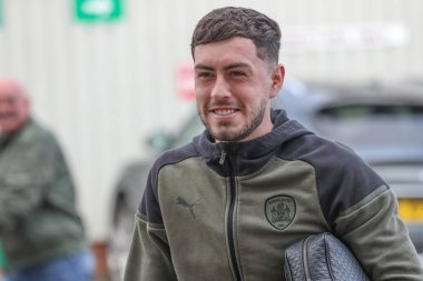 Barnsley 'den Corey O' Keeffe, 9 Mart 202 'de İngiltere' nin Oakwell kentinde oynanan 1.