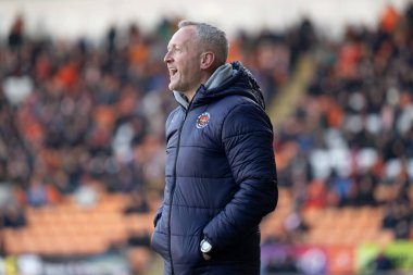 Neil Critchley Blackpool teknik direktörü Sky Bet 1 maçında Blackpool Portsmouth 'a karşı Bloomfield Road, Blackpool, İngiltere, 9 Mart 202