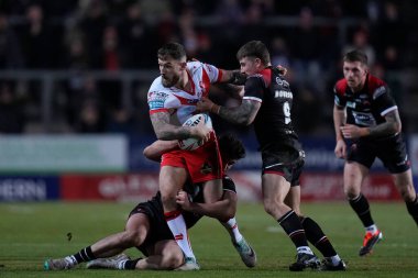 Daryl. St. Helens 'li Clark, Salford Red Devils' den Amir Bourouh tarafından oynanan 4. Betfred Süper Lig karşılaşmasında St Helens 'e karşı Salford Red Devils' in 8 Mart 202 'de All Wicked Stadyumu, St Helens, Birleşik Krallık' ta oynadığı maçtır.