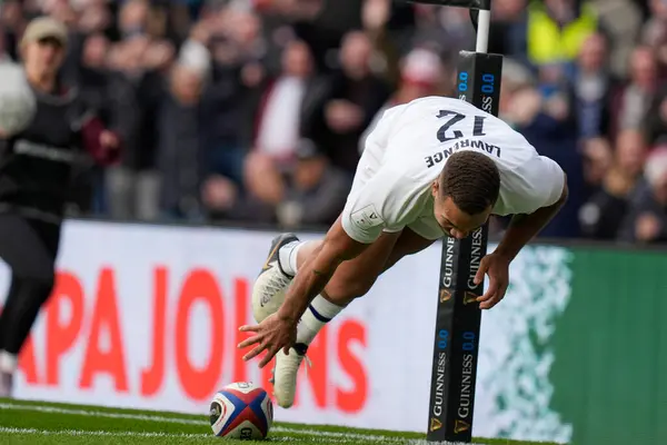 Ollie Lawrence England Breaks Dives Score Try 2024 Guinness Nations — Stock Photo, Image