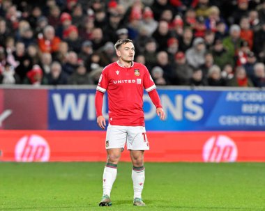 Wrexham 'dan Luke Bolton, Sky Bet Ligi 2 maçında Wrexham, Harrogate Town' a karşı SToK Cae Ras, Wrexham, İngiltere, 12 Mart 202