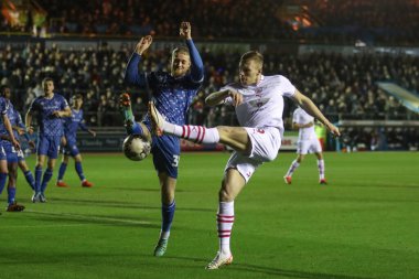 Barnsley 'den Sam Cosgrove, 12 Mart 202' de İngiltere 'nin başkenti Carlisle Park' ta oynanan Sky Bet 1 karşılaşmasında gol atma girişiminde bulundu.