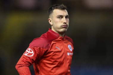 Maç öncesi ısınma oturumunda Barnsley 'den Josh Earl, Sky Bet 1 karşılaşmasında Carlisle United, Barnsley' e karşı Brunton Park, Carlisle, İngiltere, 12 Mart 202