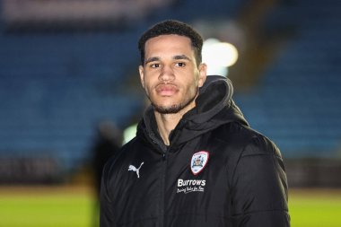 Barnsley 'den Jon Russell, 12 Mart 202' de İngiltere, Carlisle 'deki Brunton Park' ta oynanan Sky Bet 1 karşılaşmasında sahaya çıktı.