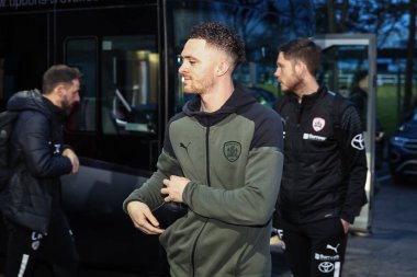 Barnsley 'den Jordan Williams, 12 Mart 202' de İngiltere 'nin Carlisle Park kentinde oynanan ve Carlisle United' ın Barnsley 'e karşı oynadığı Sky Bet 1 karşılaşmasında sahaya çıktı.