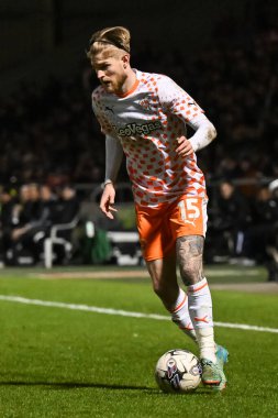 Blackpool takımından Hayden Coulson, 12 Mart 202 'de Northampton Town, Northampton Stadyumu' nda Blackpool 'a karşı oynanan Sky Bet 1 karşılaşmasında maç yapıyor.