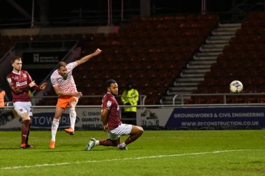 Blackpool 'dan Jordan Rhodes, 12 Mart 202' de İngiltere 'nin Sixfields Stadyumu' nda oynanan Northampton Town-Blackpool maçında gol atarken görülüyor.