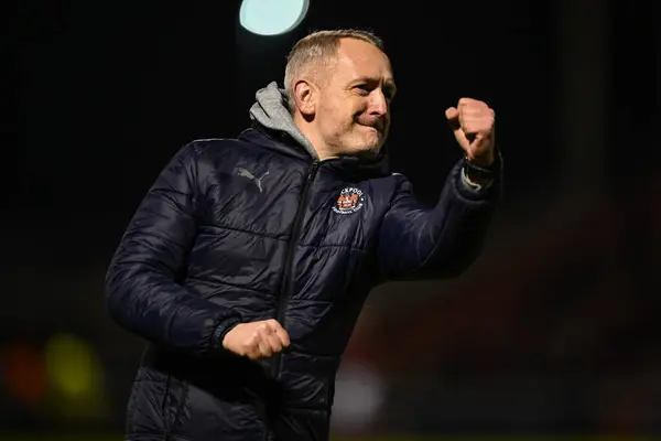 Neil Critchley Manager Blackpool Celebrates Fans End Sky Bet League — Stock Photo, Image