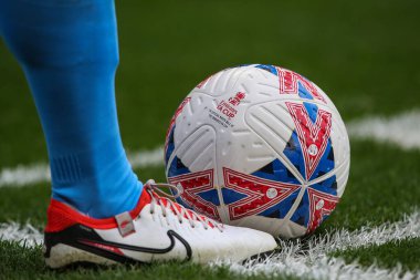 FA Cup Maçı 'nda Coventry City' den Jake Bidwell 'in botlarıyla oynanacak. 16 Mart 202 tarihinde Birleşik Krallık' ın Molineux şehrinde oynanan son müsabaka Wolverhampton-Coventry City maçında.