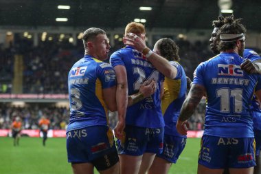 Leeds Rhinos takımından Luis Roberts, 15 Mart 202 tarihinde Leeds Stadyumu 'nda oynanan Betfred Süper Lig 5. Raundunda Leeds Gergedan' a karşı St Helens maçını kutluyor.