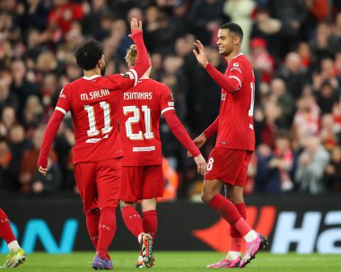 Liverpool 'dan Cody Gakpo, UEFA Avrupa Ligi karşılaşmasında Liverpool' un Anfield, Liverpool, İngiltere 'de 14 Mart 202' de Sparta Prag 'a karşı oynadığı maçta 5-1 kazanma hedefini kutluyor.