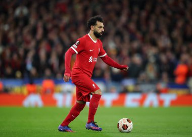 Liverpool 'dan Muhammed Salah, Anfield, Liverpool' da oynanan UEFA Avrupa Ligi maçı sırasında 14 Mart 202 'de Sparta Prag' a karşı